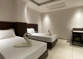EXECUTIVE TWIN ROOM